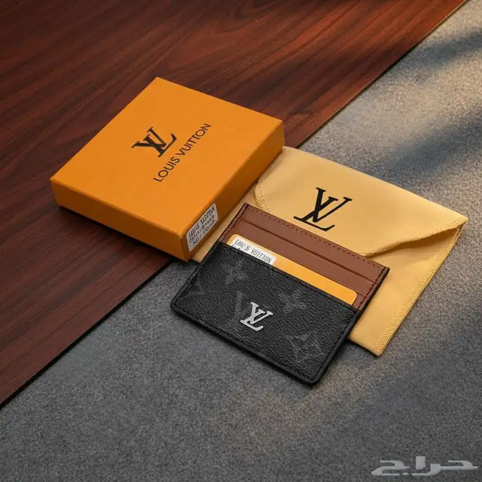 محافظ كروت ماركة هاي كواليتي 0