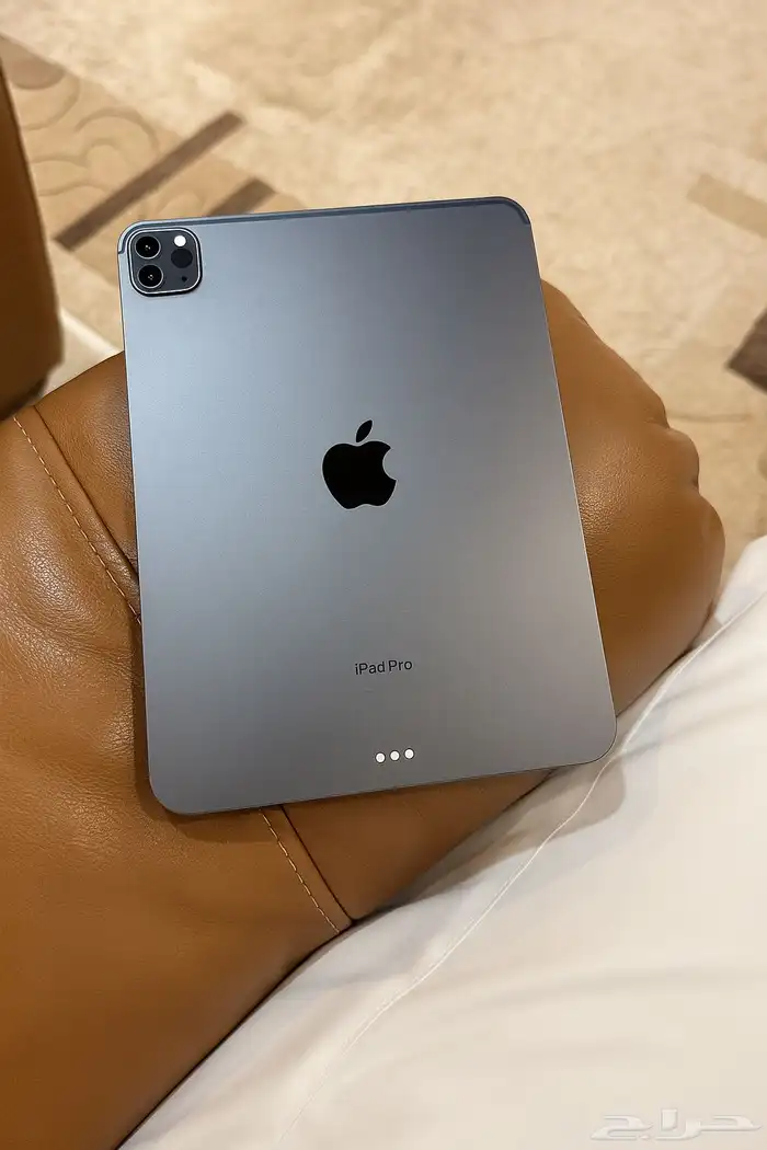 ايباد برو M4 2