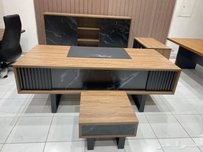 مكاتب فخمة بتصاميم عصرية تناسب جميع الاذواق 5