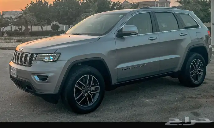 جراند شروكي لاريدو 2019 7