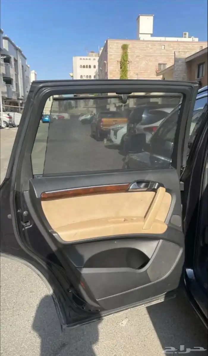 أودي Q7 ( نظيفة ) 14