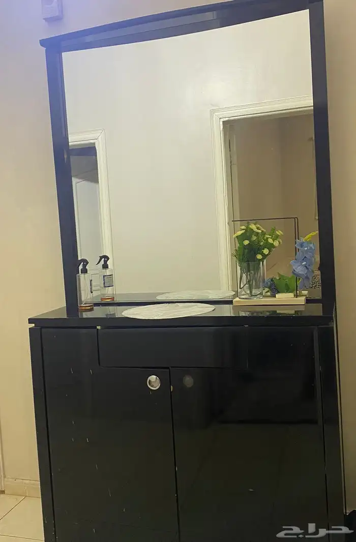 دولاب مدخل 0