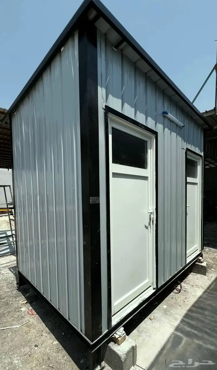 دورات مياة متنقلة وايضا  غرف بركسات 0