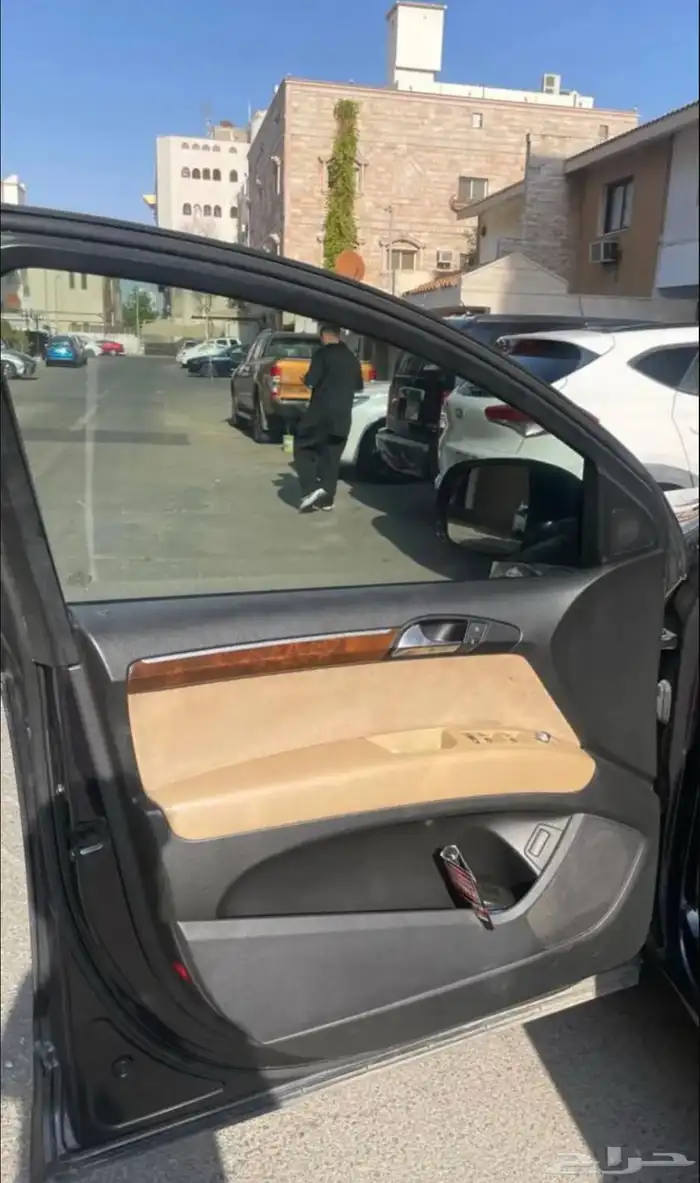 أودي Q7 ( نظيفة ) 13