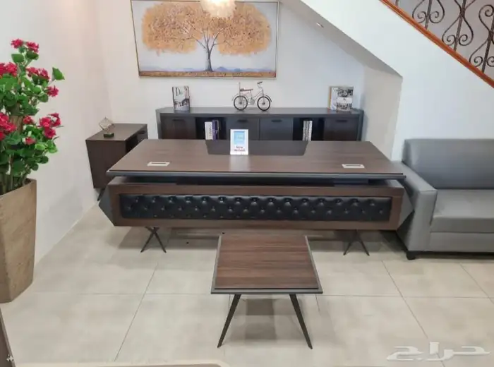 مكاتب دولاب خشب دولاب حديد. 0