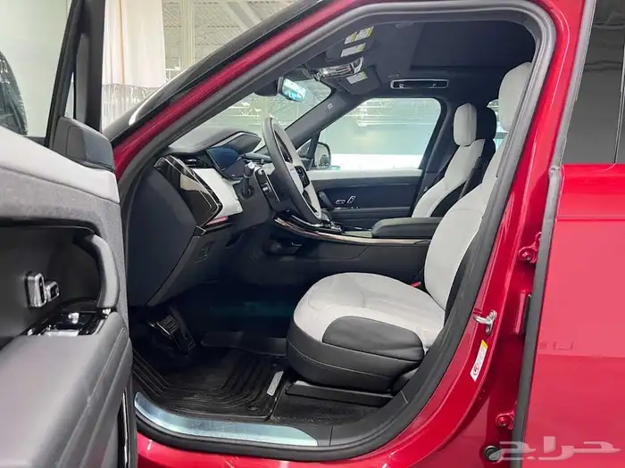 رانج روفر Range Rover Sport P400 Dynamic HSE موديل 2024 13