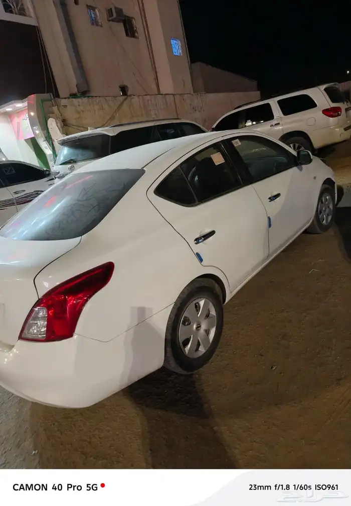 نيسان صني 2012 بدي ومكينه وقير ممتاز 0