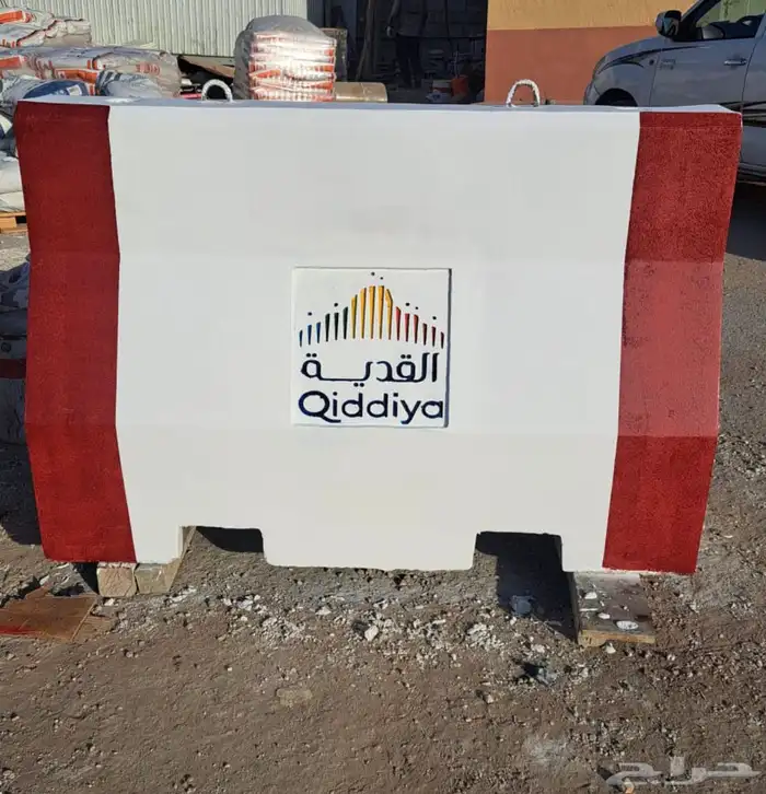 مصنع نيوجرسي حواجز خرسانيه ومناهل مسبقه الصنع 0