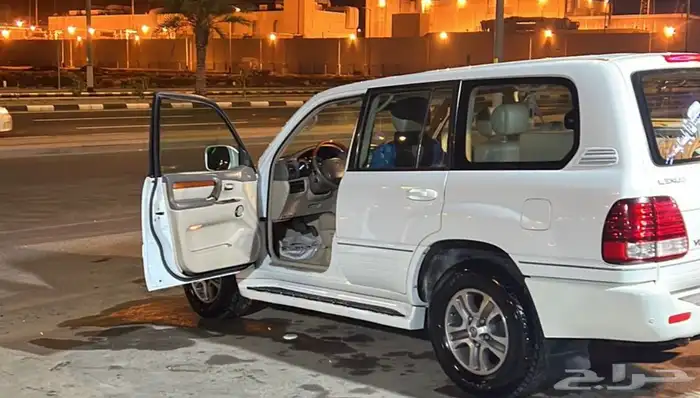 جيب لكزز موديل2006 1