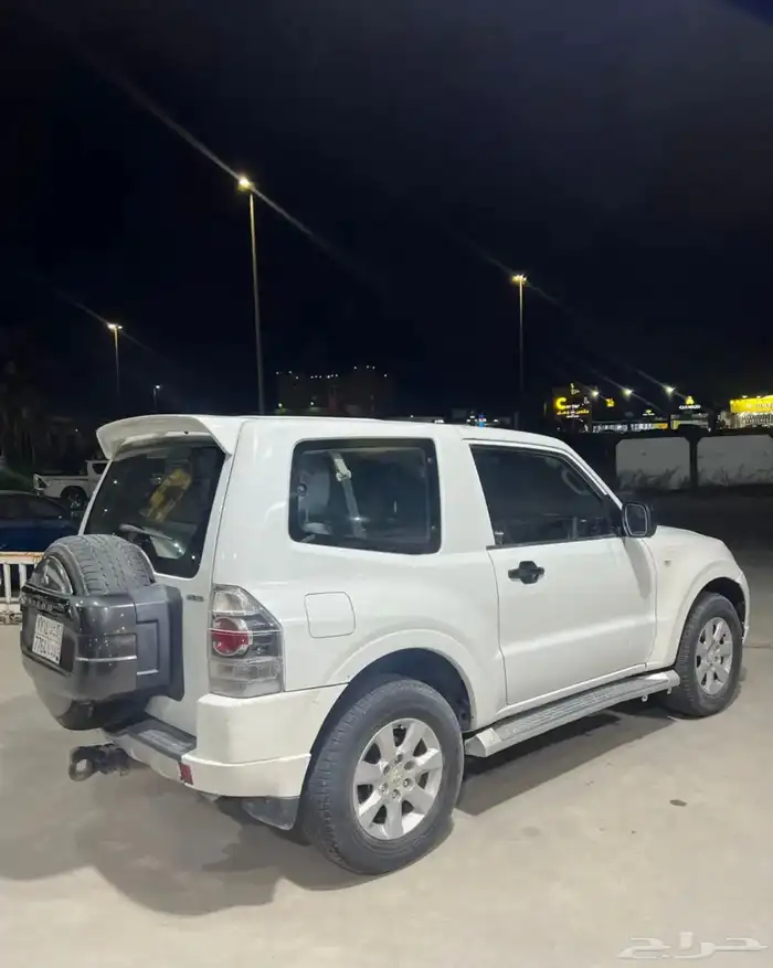 موستوبيشي باجيرو 2