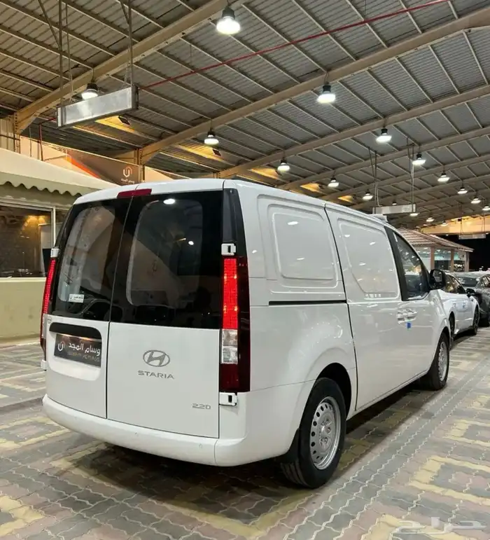 عرض خاص للشركات هيونداي ستاريا بضاعة ديزل 2025 السعر 116675 3