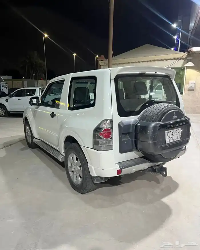 موستوبيشي باجيرو 3