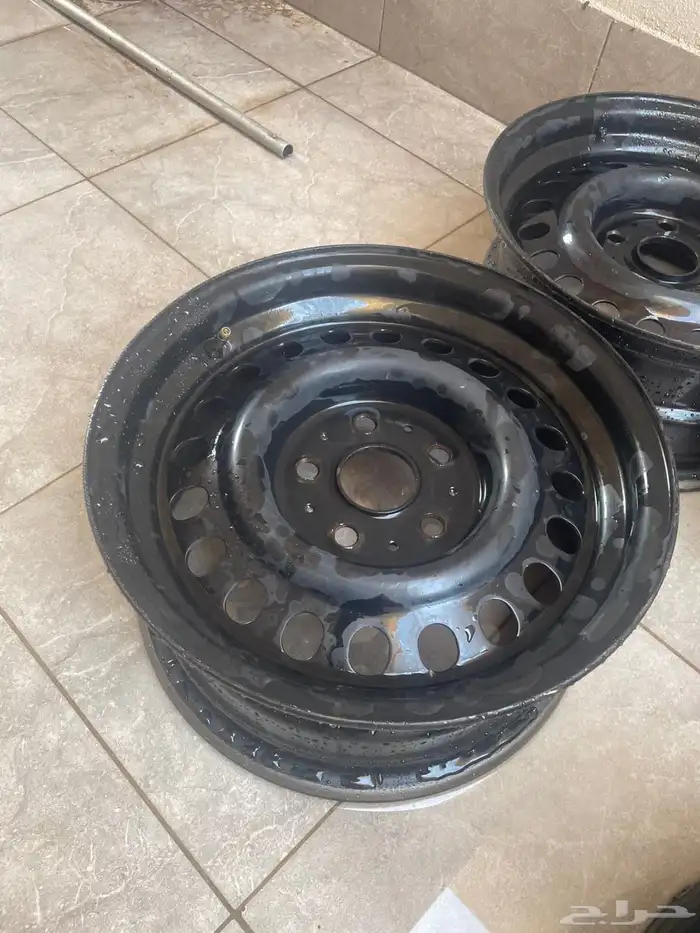 جنوط مرسيدس (هايلوكس) 4