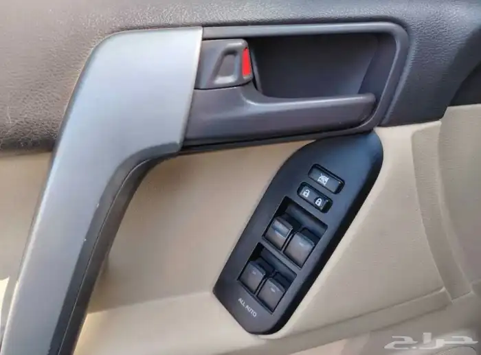 تويوتا برادو TXL 4.0L 6V موديل 2016 9