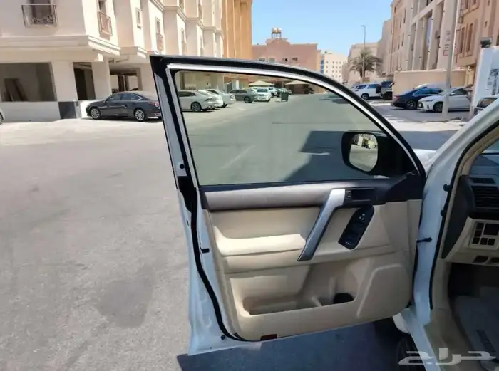 تويوتا برادو TXL 4.0L 6V موديل 2016 12