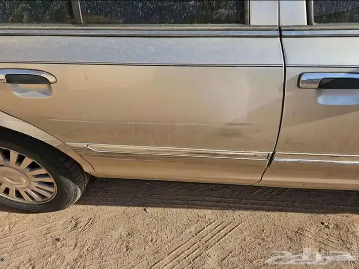 فورد جراند ماركيز 2003 للبيع 3