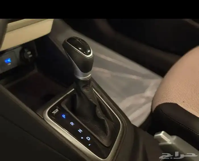 للبيع اكسنت 2022 8