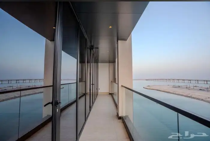 شقة فاخره في حي الحمراء الخبر للبيع مساحة 201 1