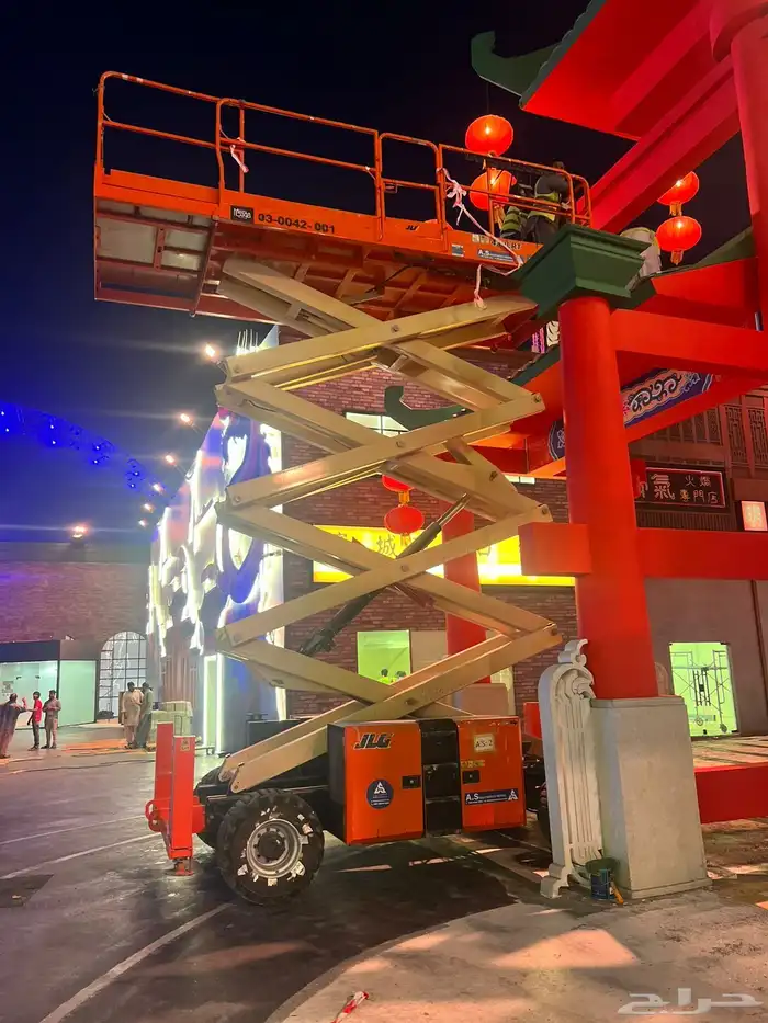 Scissor lift رافعة مقصية - سيزر لفت 18