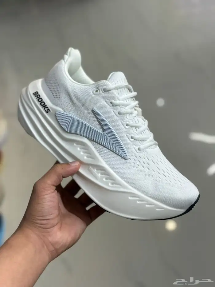 شوزات بروكس جلسرين ماكس  اون كلاود   اديداس  ديور 0