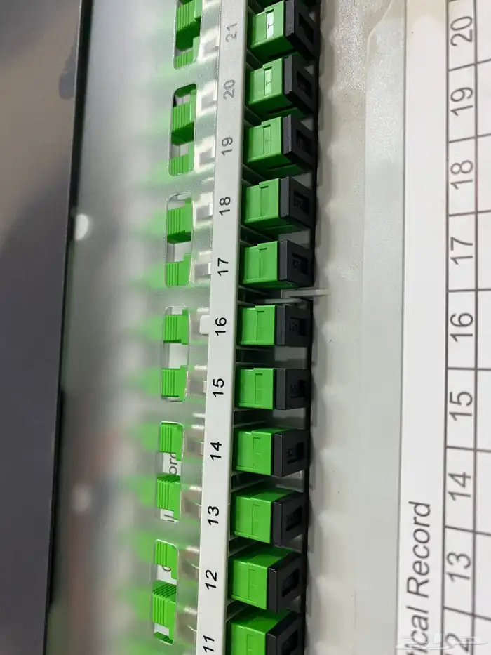 اجهزة ألياف   أسلاك   صندوق هواوي 9