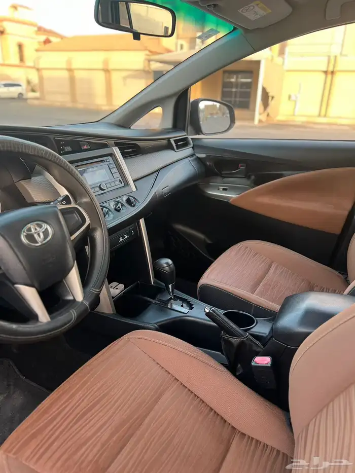 تويوتا انوفا 2018 ستاندرد 25