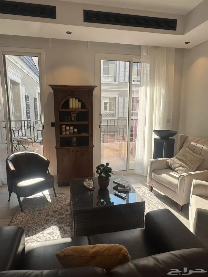 شقه للأيجار بحي المروج 5