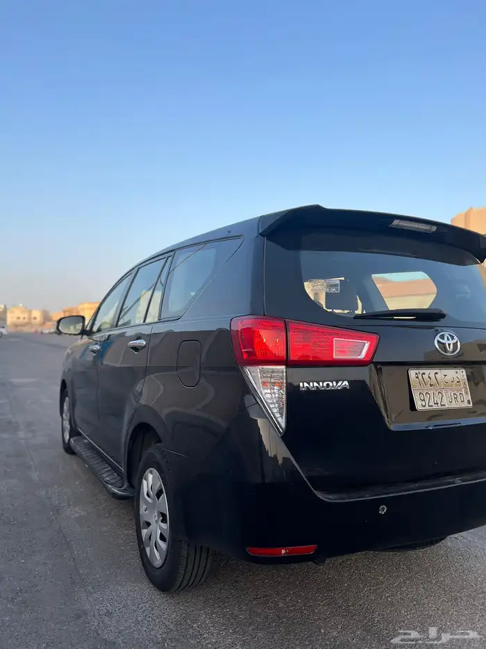 تويوتا انوفا 2018 ستاندرد 4