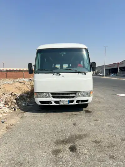 باص ميتسوبيشي 2015 30 راكب index