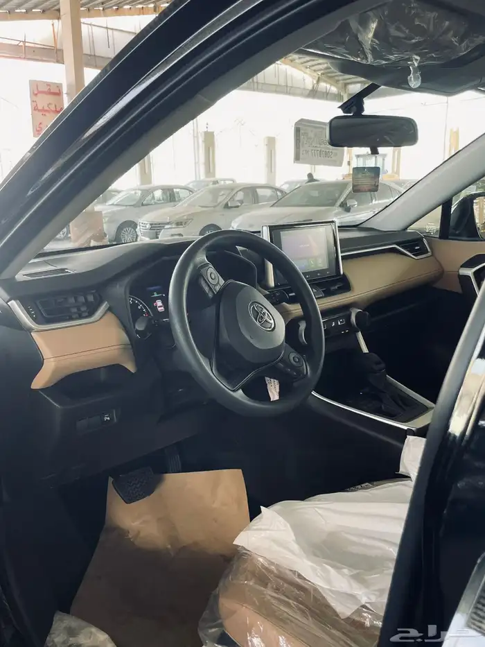 راف فور 2025 استاندر اصفار متوفر اللون الابيض والاسود 15