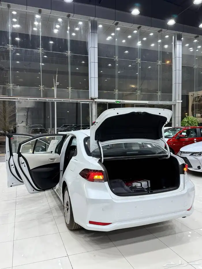 كورولا XLI 2.0 2025 اقل الاسعار 18