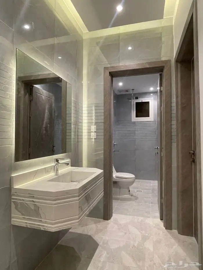 للبيع شقق دور ارضي بمدخل خاص داخل حد الحرم بالرانوناء 9