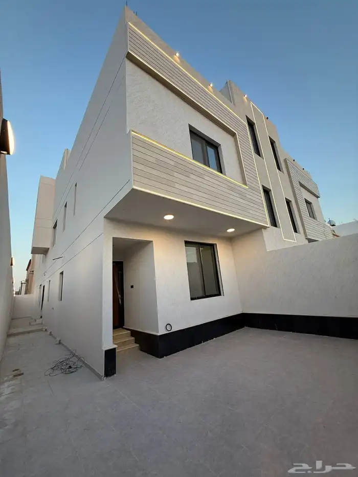 للبيع فلل روف أرضي بحي الشفا موقع مميز 0