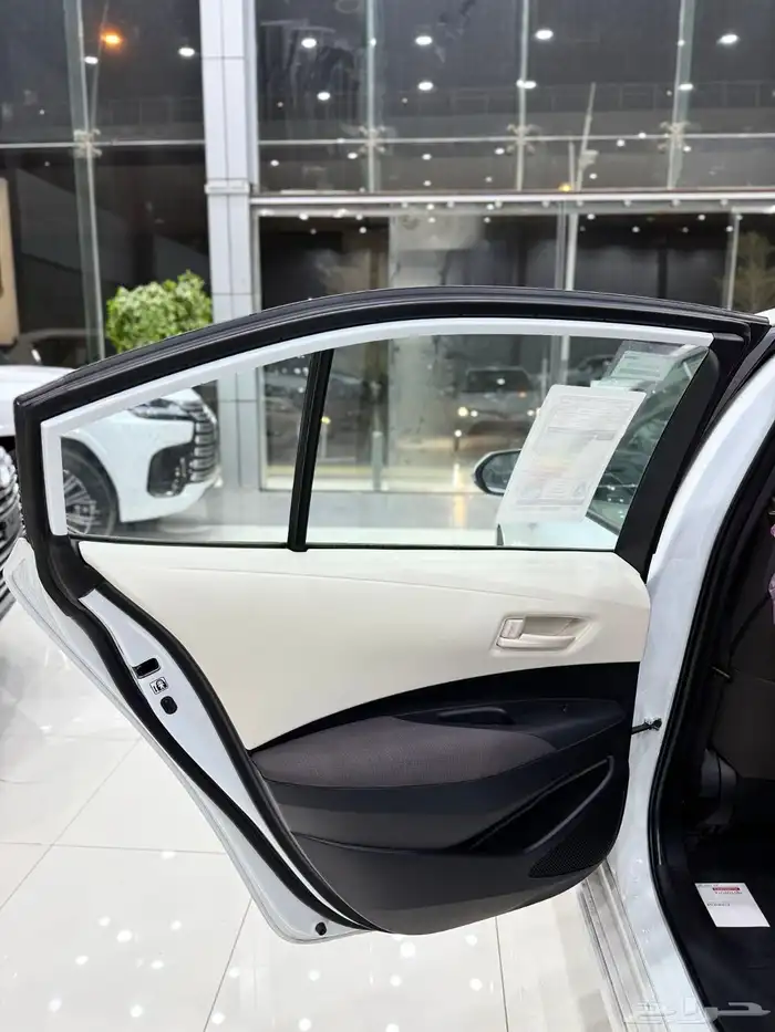 كورولا XLI 2.0 2025 اقل الاسعار 8