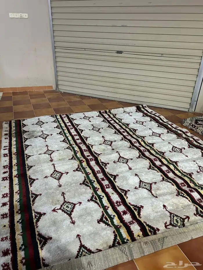 اثاث مخيم ممتاز جدا وشبه جديد 1