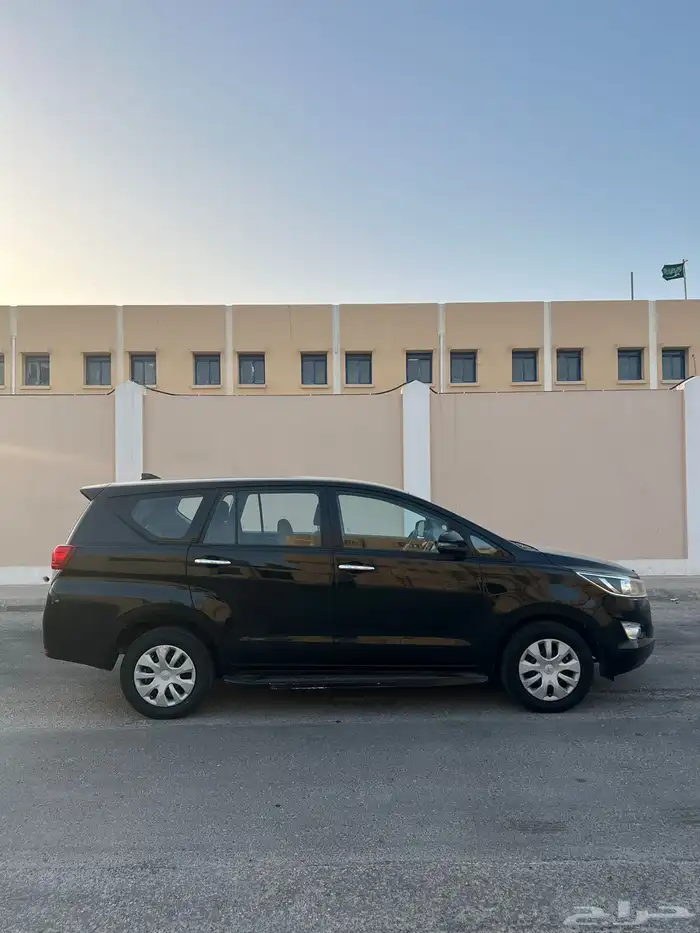 تويوتا انوفا 2018 ستاندرد 5