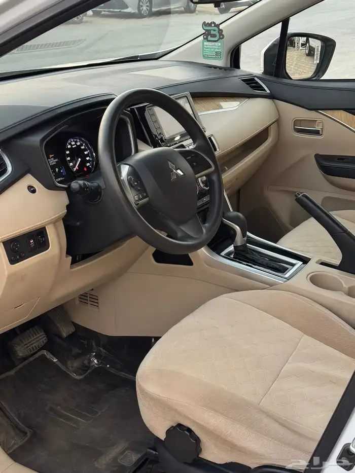 ميستوبيشي اكسباندر 2024-فل كامل 7 ركاب عداد 50 الف كيلو فقط 10