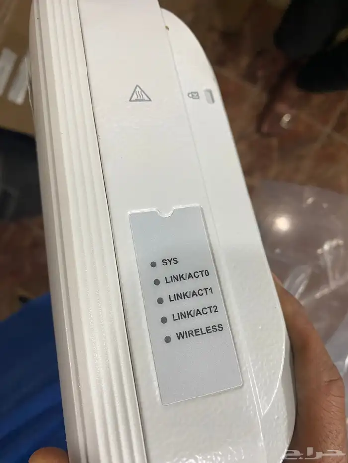 اجهزة ألياف   أسلاك   صندوق هواوي 4