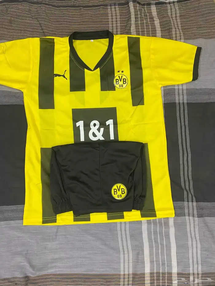 ملابس شورتات بسعر الجمله للتواصل 10