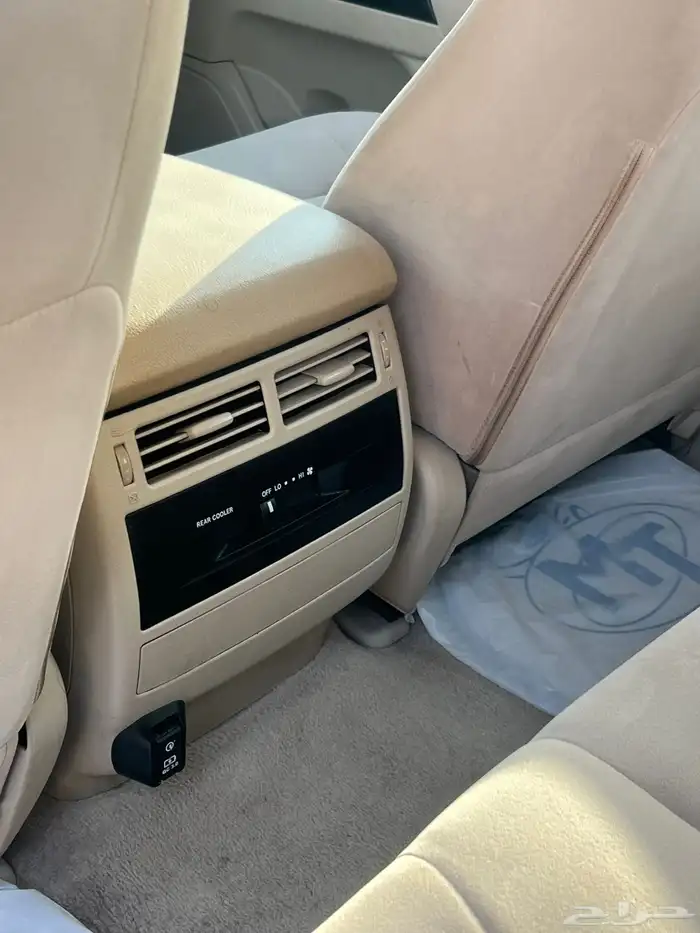 تويوتا لاندكروزر جكسارGXR مديل 2020 للبيع نظيف 8