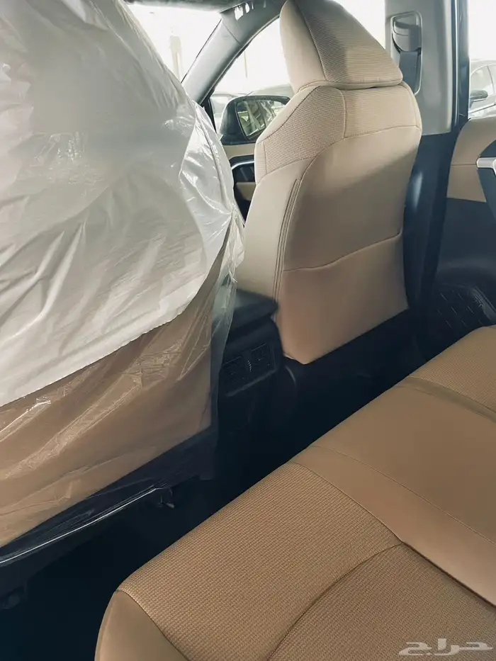 راف فور 2025 استاندر اصفار متوفر اللون الابيض والاسود 19