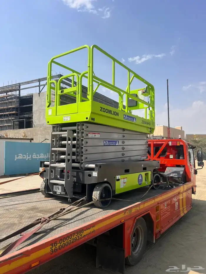 Scissor lift رافعة مقصية - سيزر لفت 8