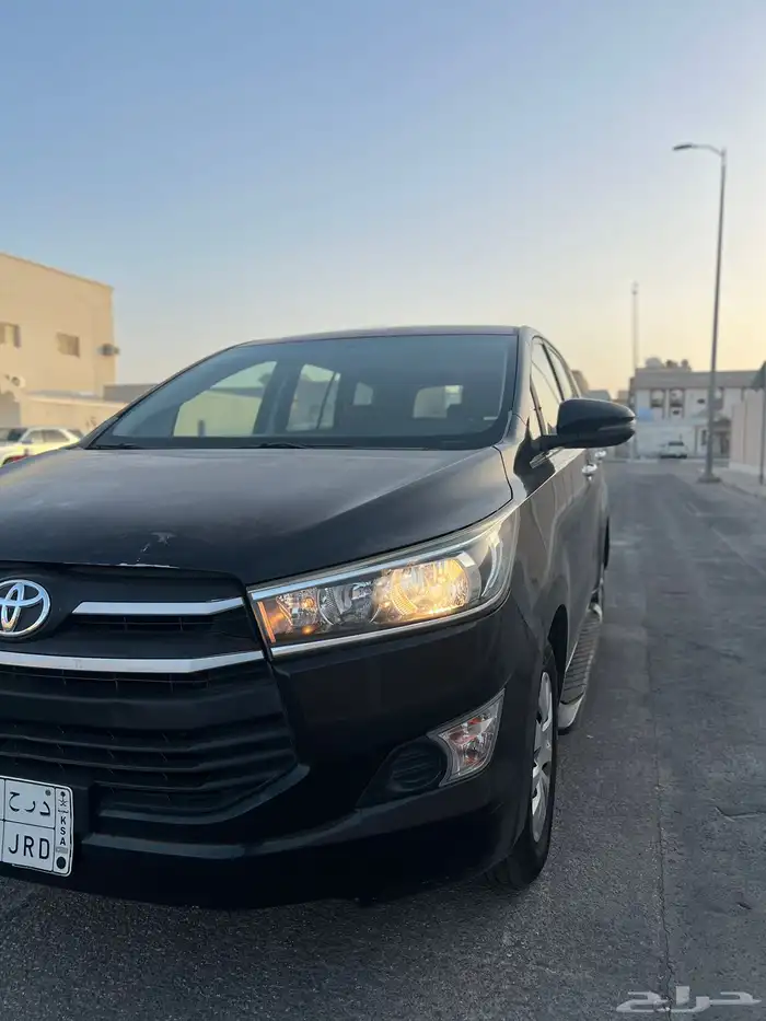 تويوتا انوفا 2018 ستاندرد 9