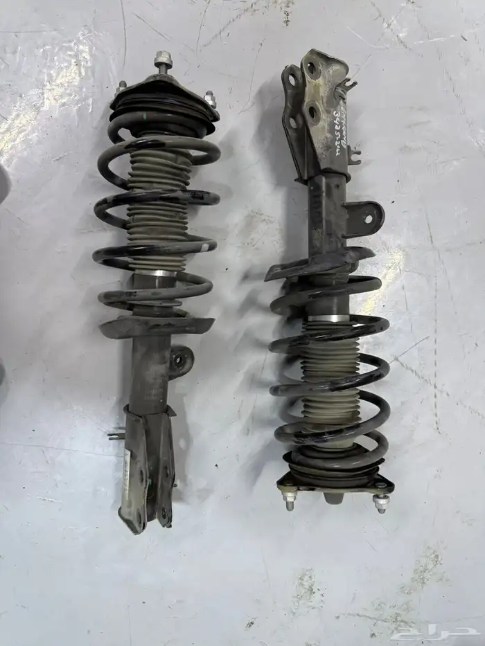 مساعدات أمامية جيلي امجراند موديل 2022 0