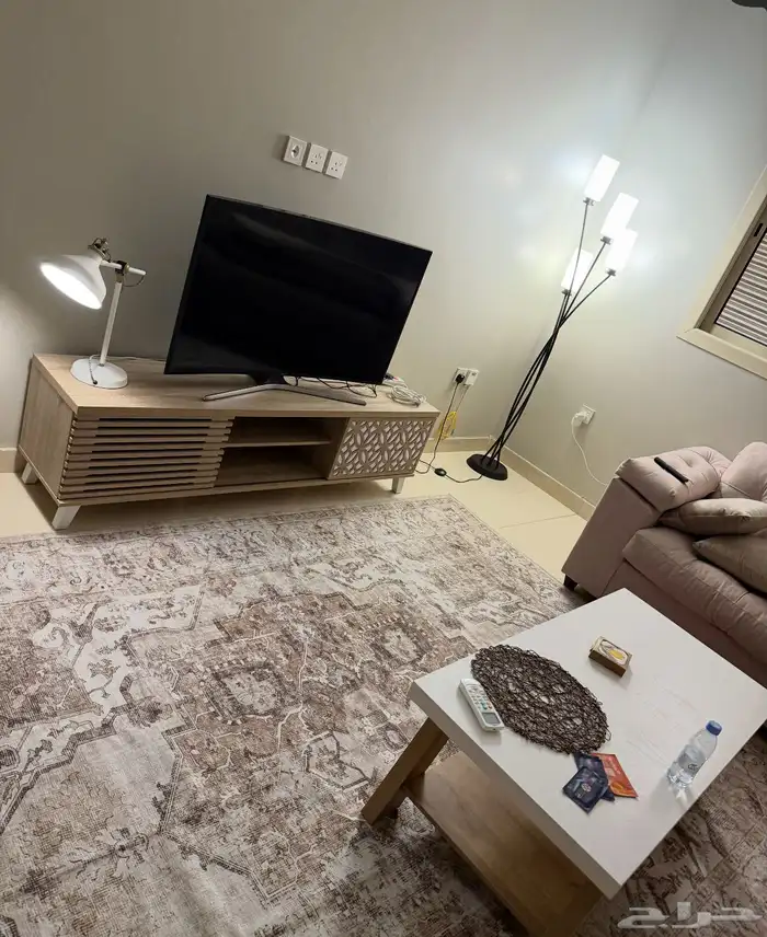 طاوله طعام و تلفاز 2