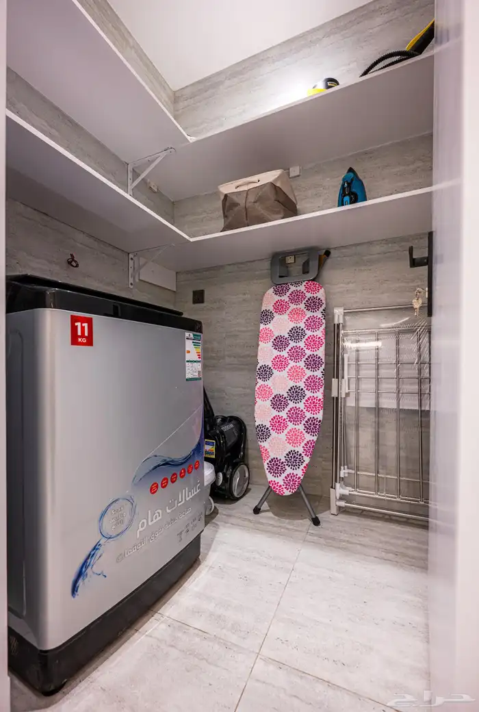 للايجار شقة مفروشة فاخرة وراقيه بالقرب من البوليفارد 2