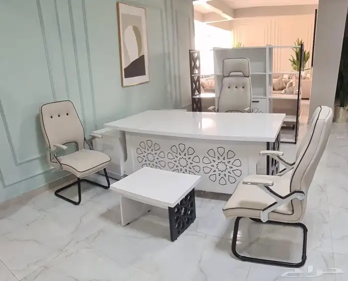 مكتب كراسي دولاب خشب دولاب حيدد بارتيشن روباعي. 31