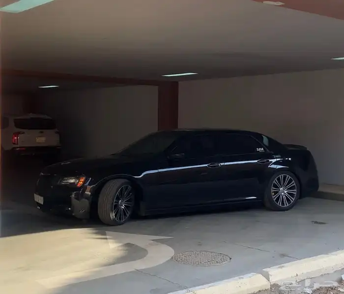 كرايسلر S2013 V8 5