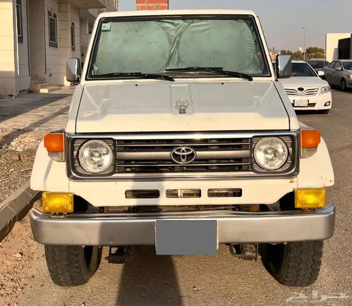 للبيع جيب ربع 1998 0