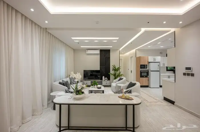 للايجار شقة مفروشة فاخرة وراقيه بالقرب من البوليفارد 12